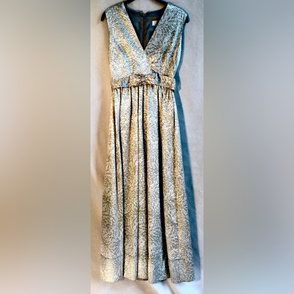 Designer evening gown, size 4, gold/silver/ivory. Old Hollywood/MCM glamor. EUC - Picture 11 of 11
